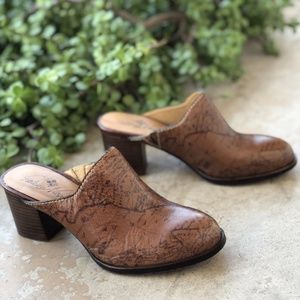 Patricia Nash Nica Map Print Leather Mules Clogs